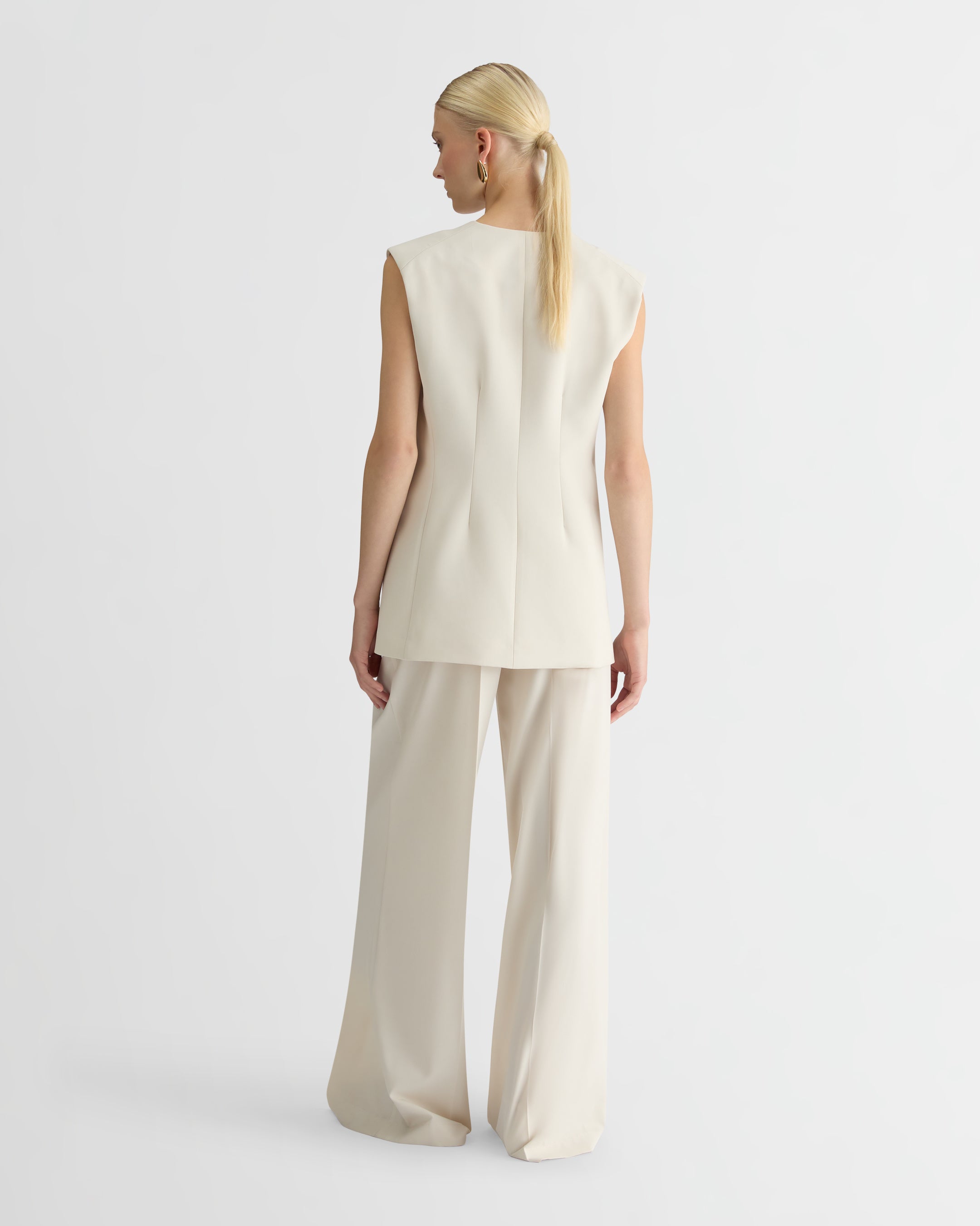 The Canvas Charlie Vest - Cream