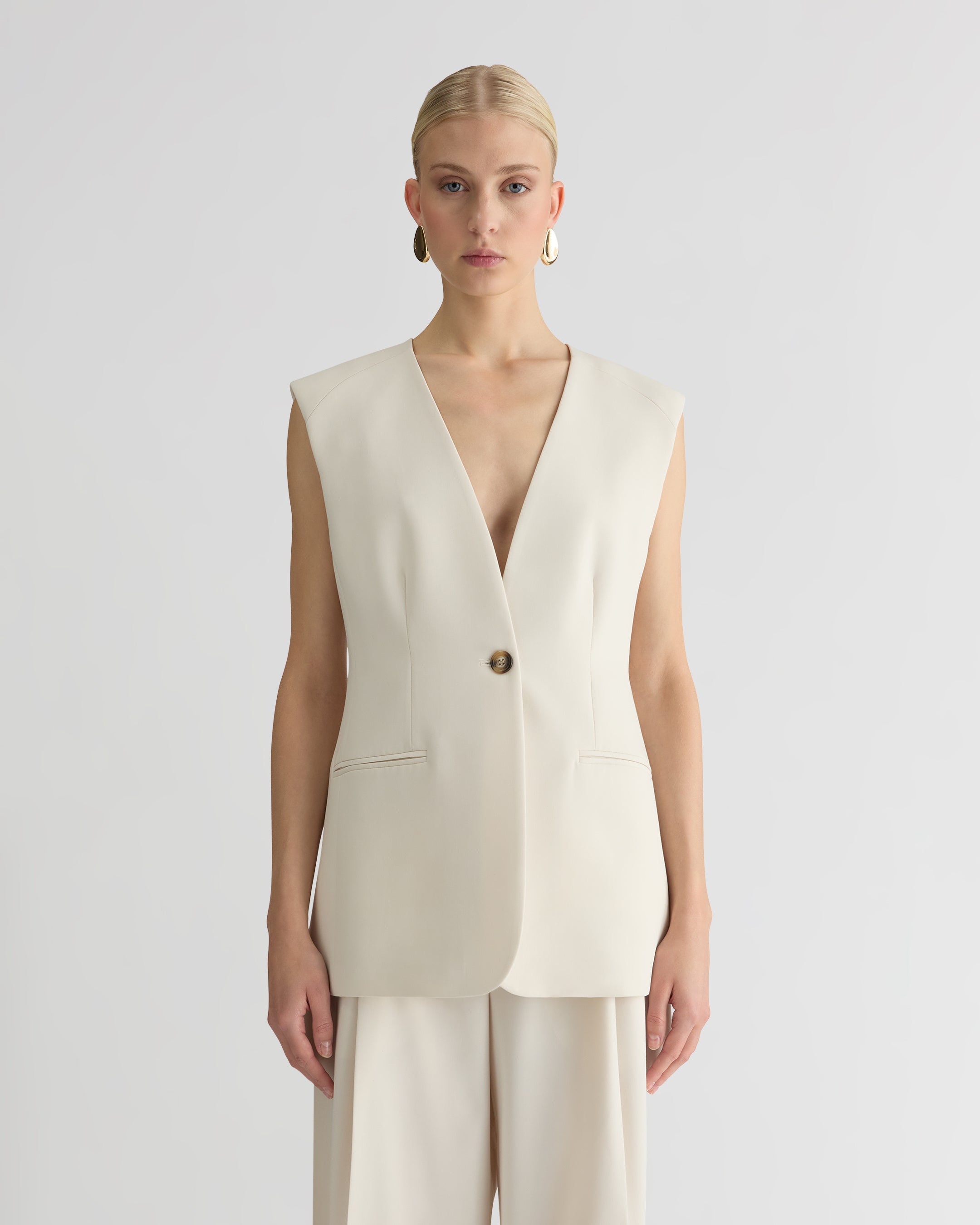 The Canvas Charlie Vest - Cream