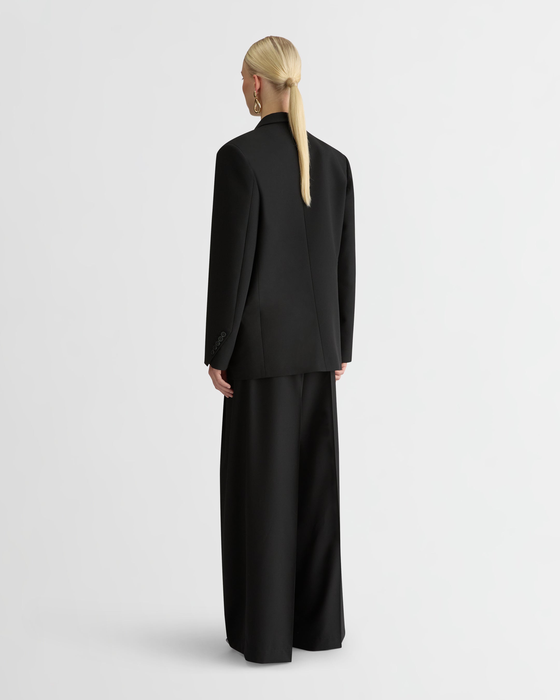 The Canvas Gabrielle Blazer - Black